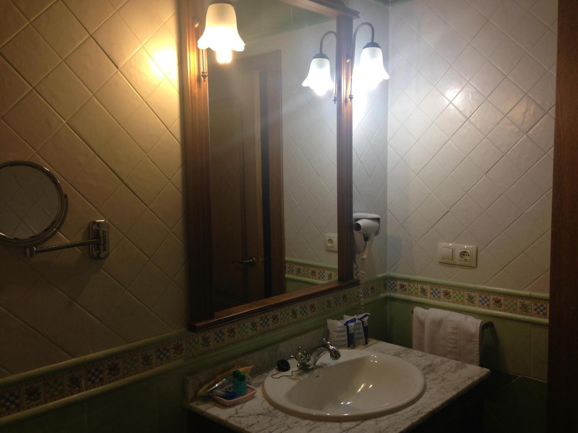 Hotel El Mano Huescar Bilik gambar